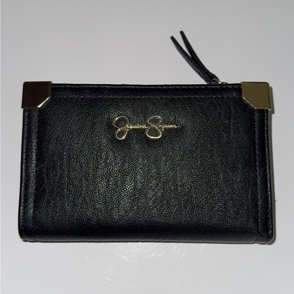 Jessica Simpson waller